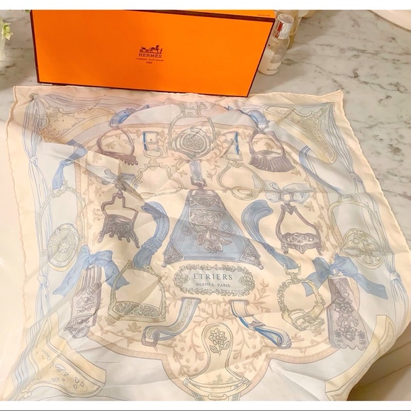 Hermes Gavroche 45cm Etries Scarf in Light Baby Blue/ and White Tone - Picture 3 of 5